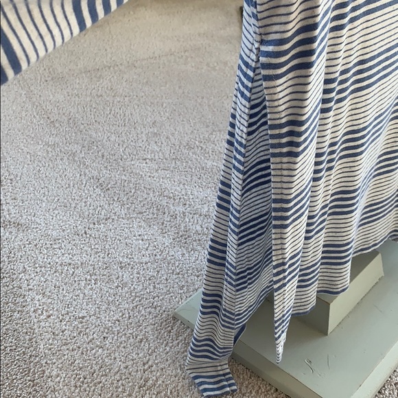 BKE striped long sleeve light weight top - Picture 2 of 5